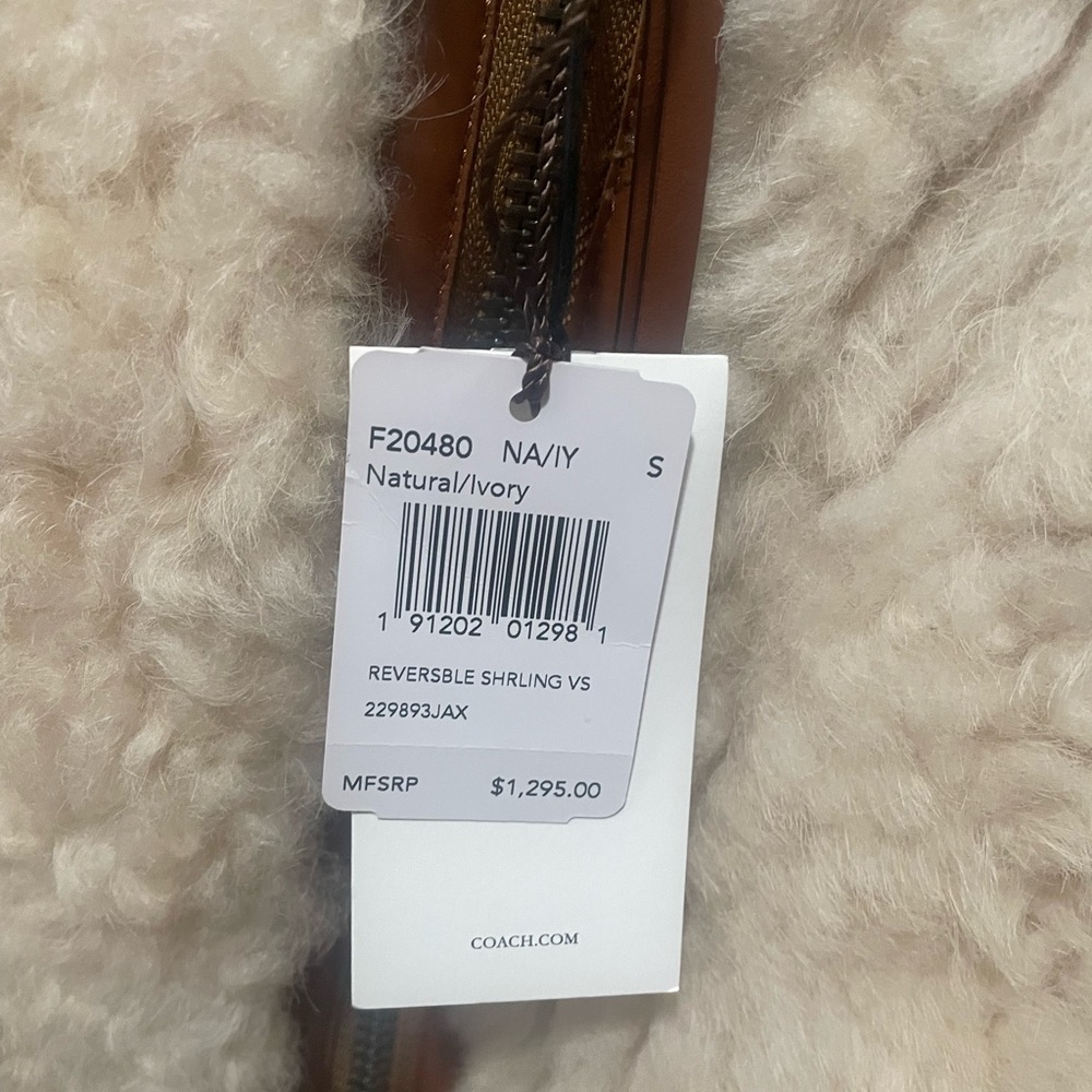 Coach  Lamb leather/shearling natural/ivory reversible Vest. - Picture 12 of 16